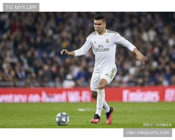 莱德基生涯后期持续闪耀：稳定输出成就游泳传奇