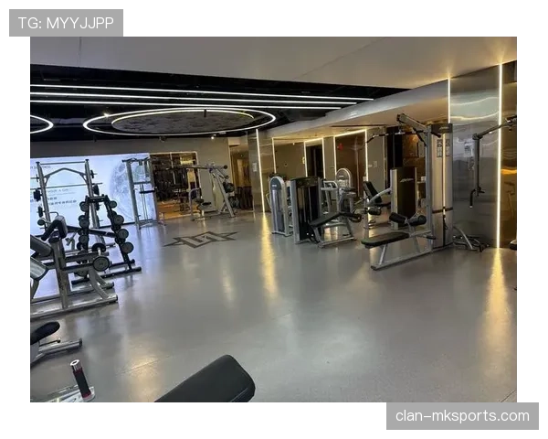 王励勤这训练量，凌晨四点健身房打卡是日常？